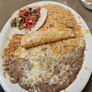 #7B-One Enchilada & One Soft Taco
